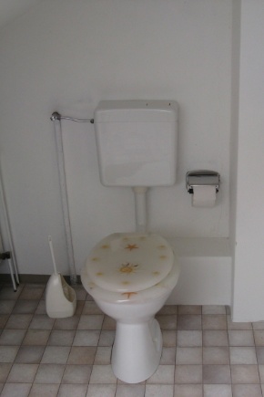 Kleines WC im Dachgeschoss des Ferienhaus